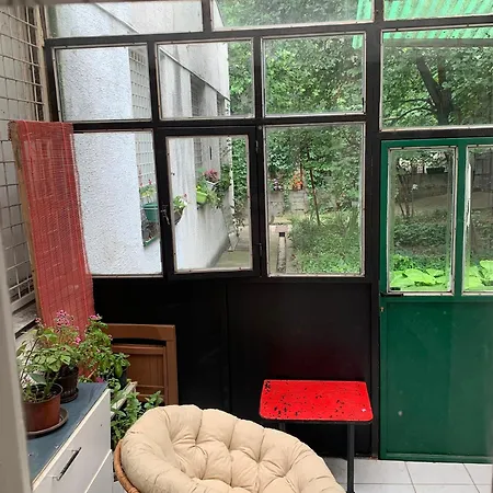 아파트 Little Oasis Tash